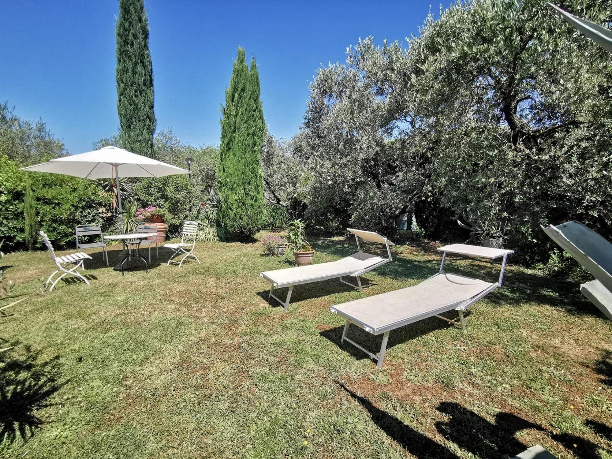 La Casa Dei Nonni Villa Larciano Bagian luar foto